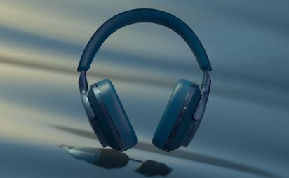 Bowers & Wilkins Introduces the New Px7 S2e Wireless Headphones -  Residential Systems