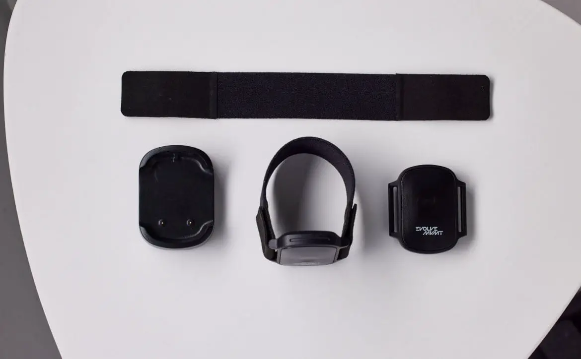 EVOLVE MVMT launches wearable optimizing weight loss through walking form, tracking quality of steps