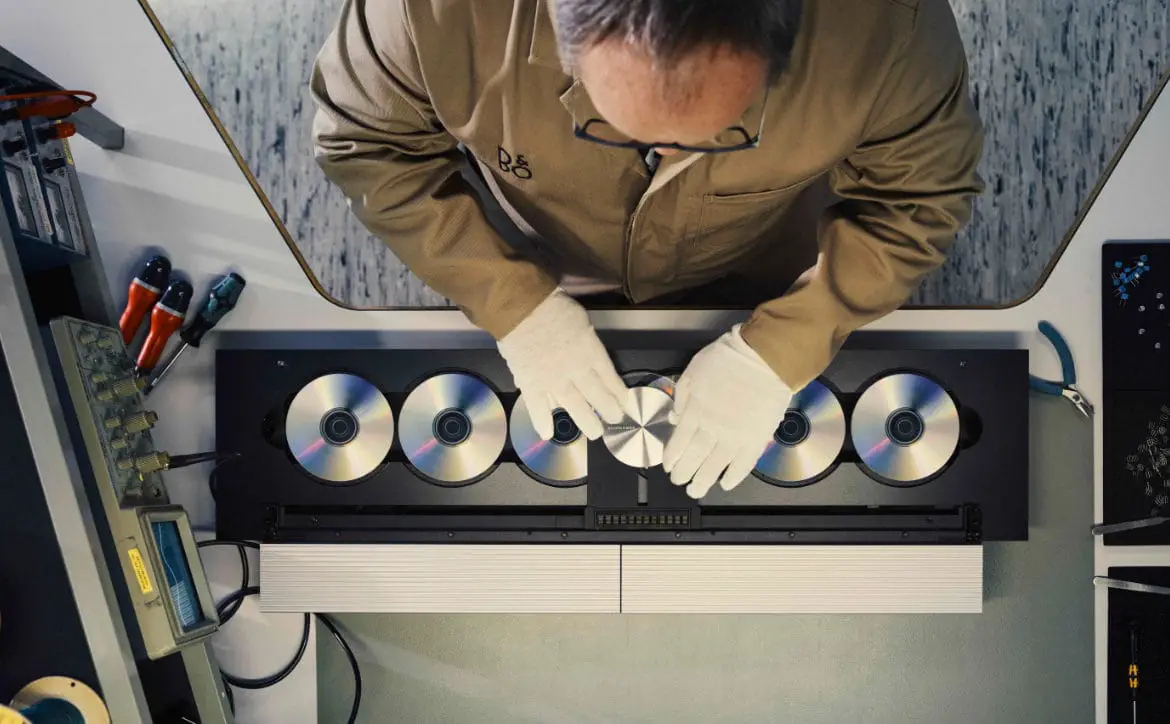 The Beosystem 9000c has been resurrected by Bang & Olufsen