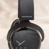Side view of the beyerdynamic MMX 100 wired gaming headset